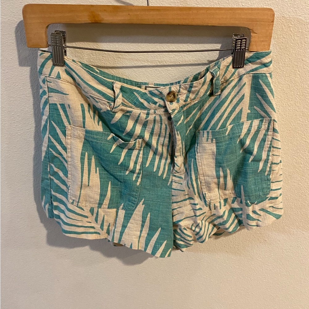 Tropical Green and Cream Women's Linen Shorts Size Medium‎